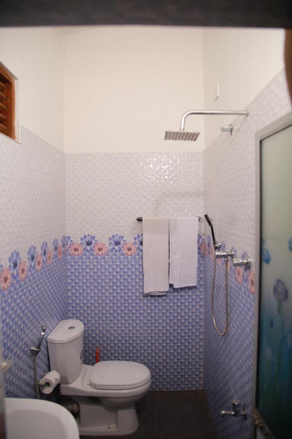 Guruge Guest House Ahangama Luaran gambar